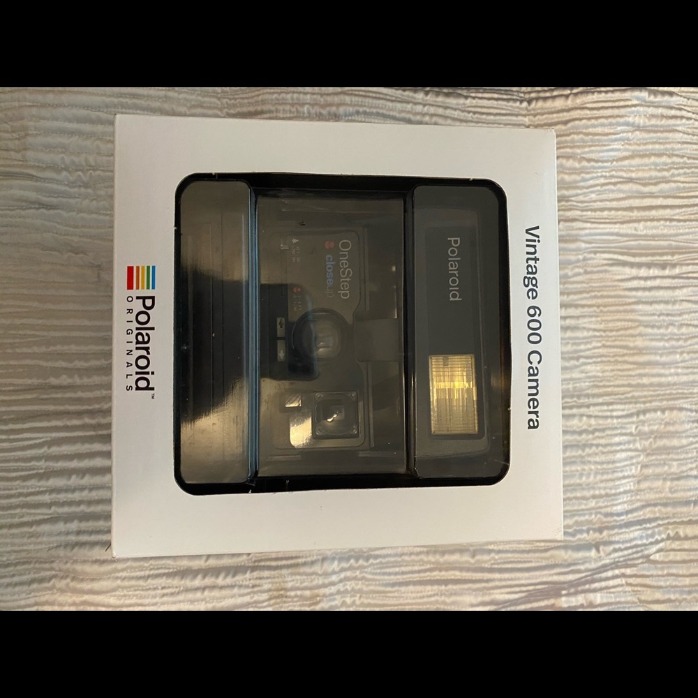 Refurbished Vintage 600 Polaroid Camera